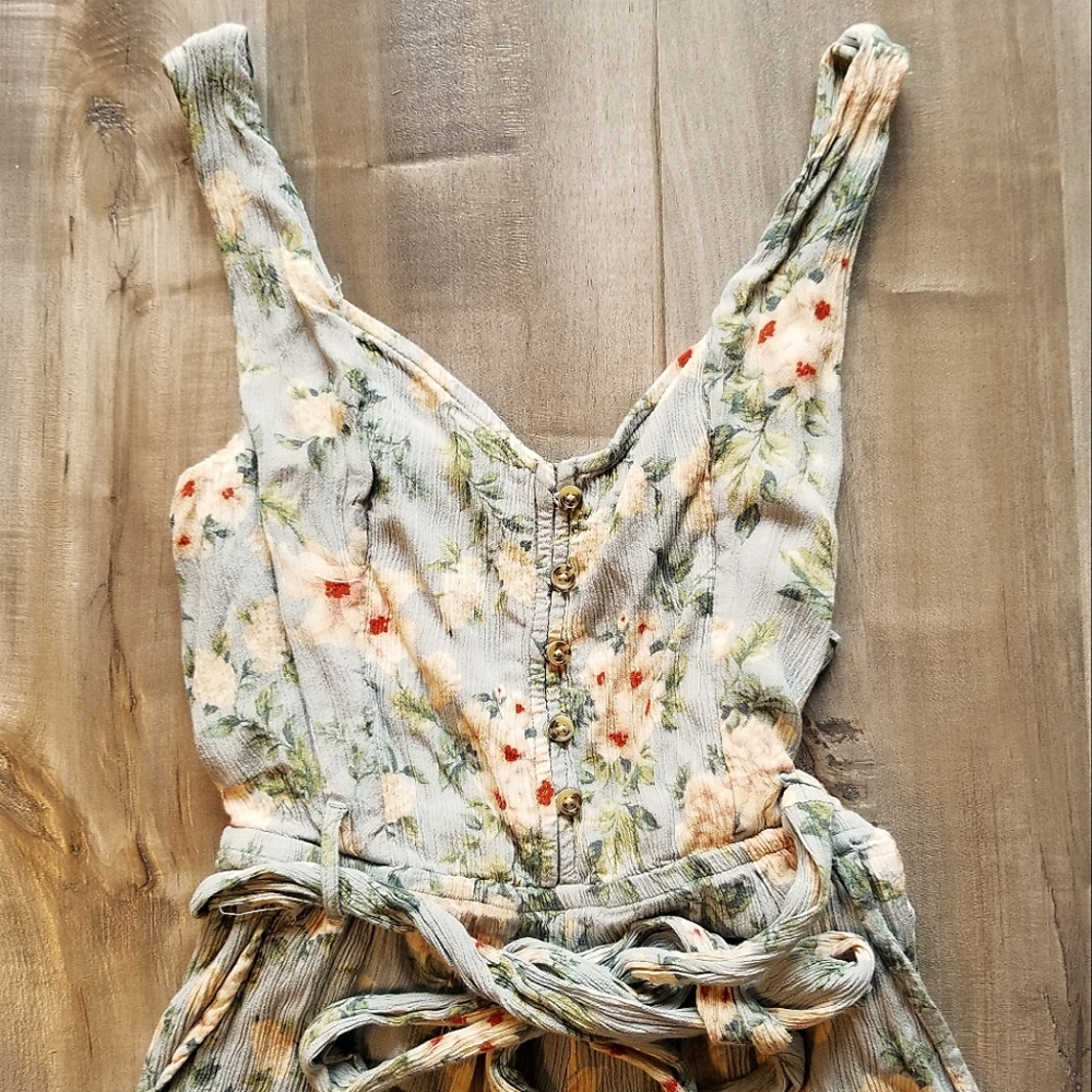 American Eagle belted jumpsuit/romper, Women's Size M